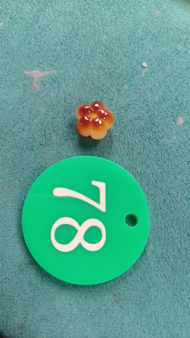 天然原矿蜜蜡花花