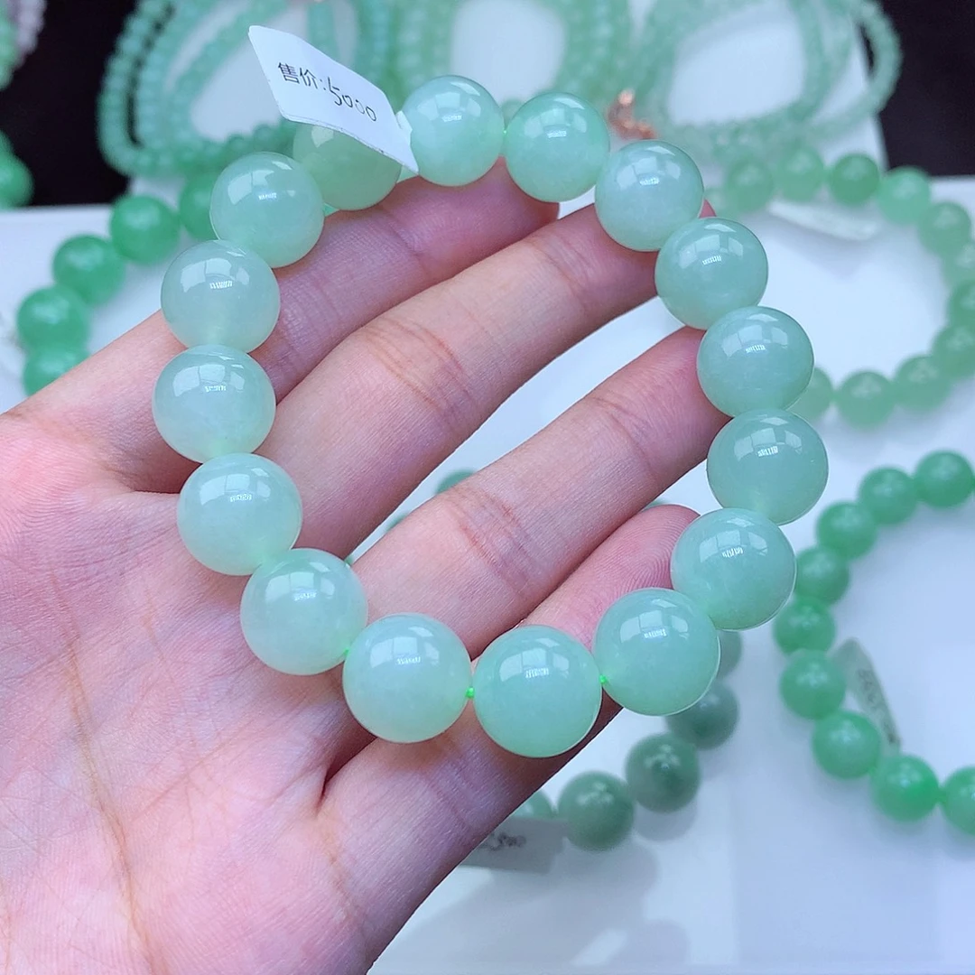 你***至翡翠未镶嵌毛衣链