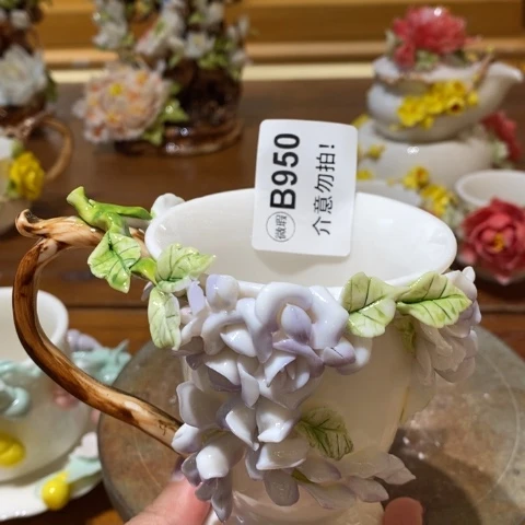 花花绿绿咯啦咯哦哦哦啦啦啦啦