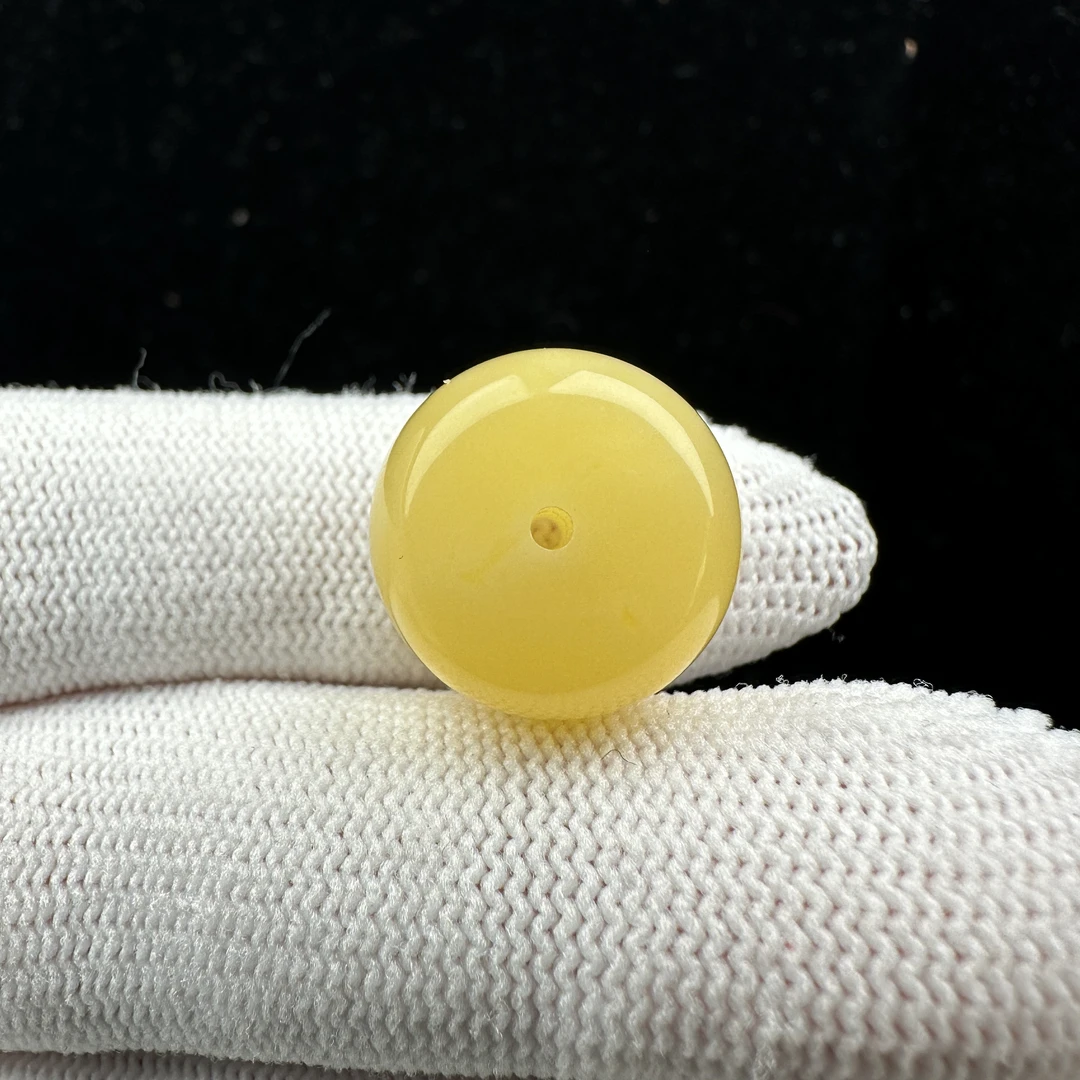 M4217天然原矿蜜蜡 鸡油黄飘花墩子 16.7*11.8mm抖音基地质检发货