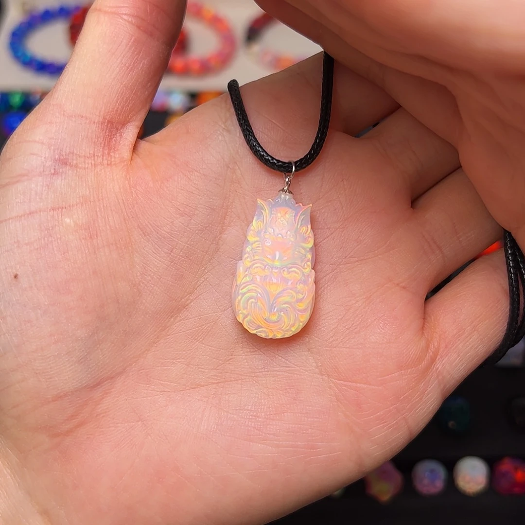 树脂制品培育欧泊凤九牌项链