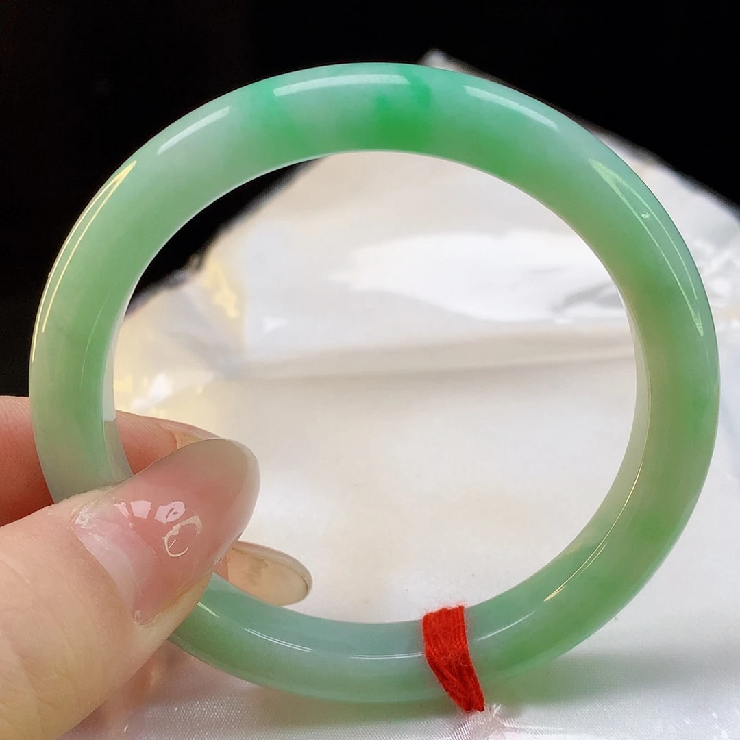 翡翠手镯未镶嵌天然翡翠8230