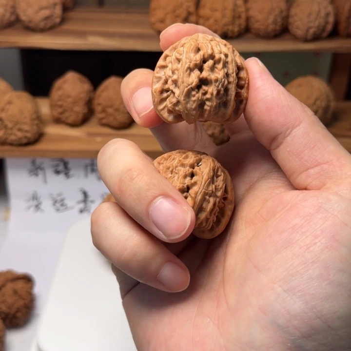 ****38全品无修白狮子头