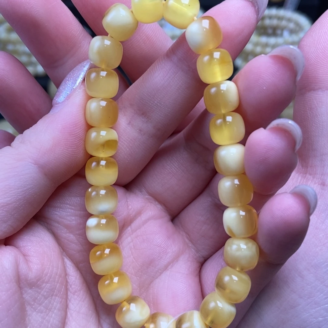 蜜蜡未镶嵌珠宝奇石卡8.5