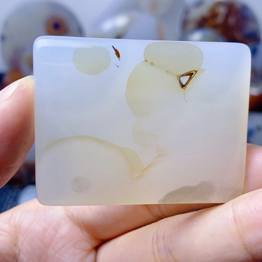 玛瑙/玉髓未镶嵌珠宝奇石