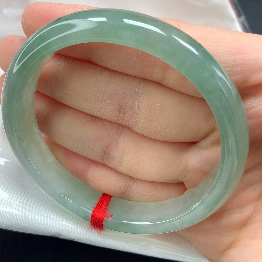 未镶嵌手镯翡翠，9号贵妃，正圈戴53.54