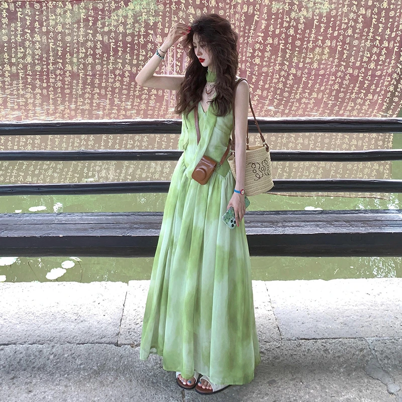 法式独特绝美绿色碎花吊带连衣裙子女2025新款夏日漂亮高级感长裙