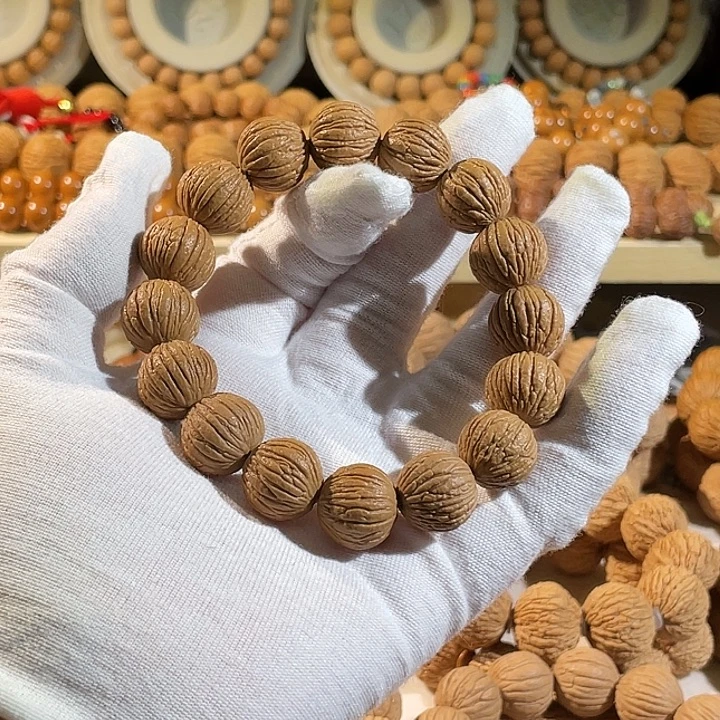 朝***夕猴头核桃手串正圆拉丝纯野生