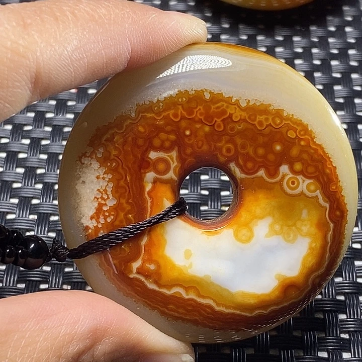 拉***妖玛瑙/玉髓颈饰未镶嵌