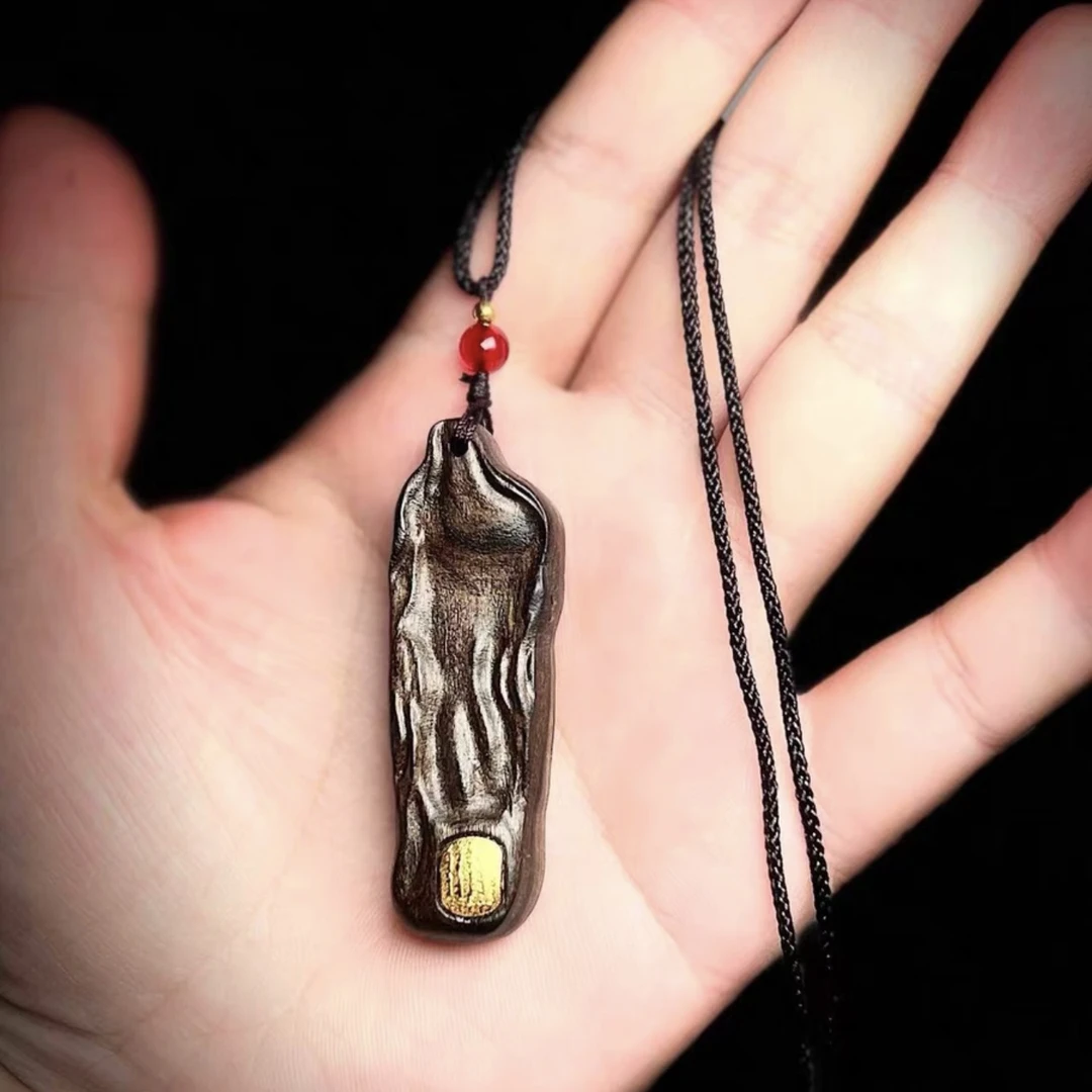 沉香木沉香木雕雕随型五条经-印尼沉香木雕天然随型精工挂件