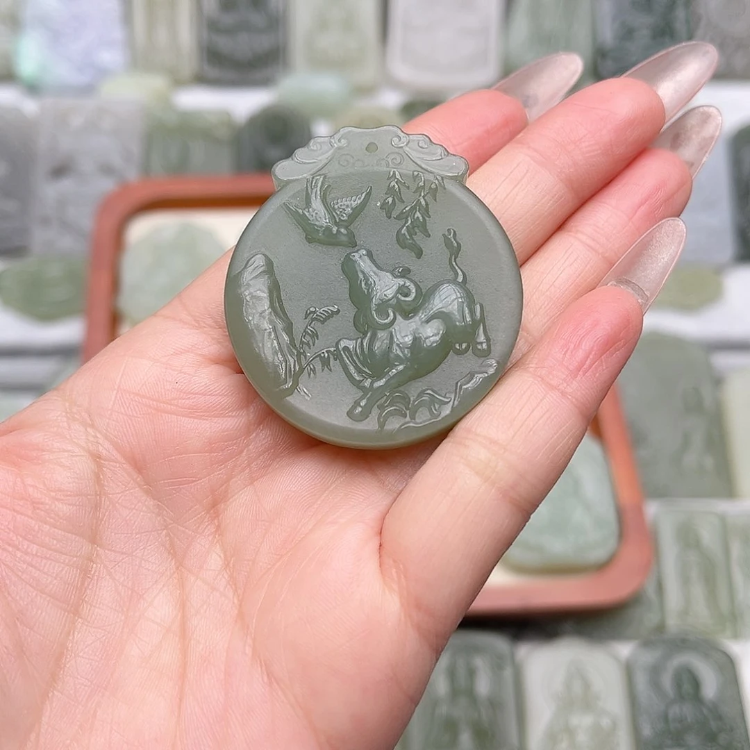 和田玉颈饰未镶嵌珊