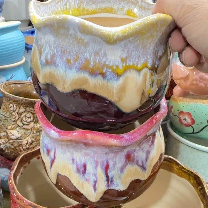 不清楚问客服凑9块包邮，有孔，多肉植物花盆