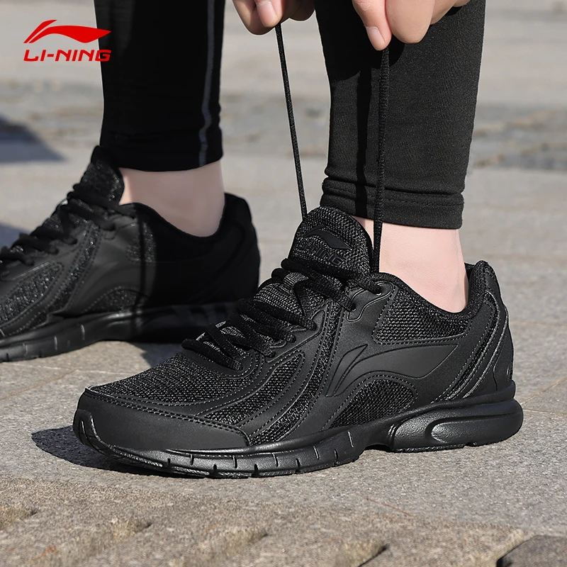 李宁男鞋跑步鞋2025夏季新品黑色透气跑步鞋低帮百搭通勤运动鞋