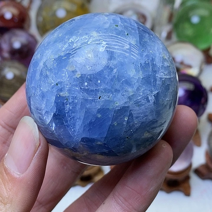水晶蓝方解橄榄共生球未镶嵌?****?