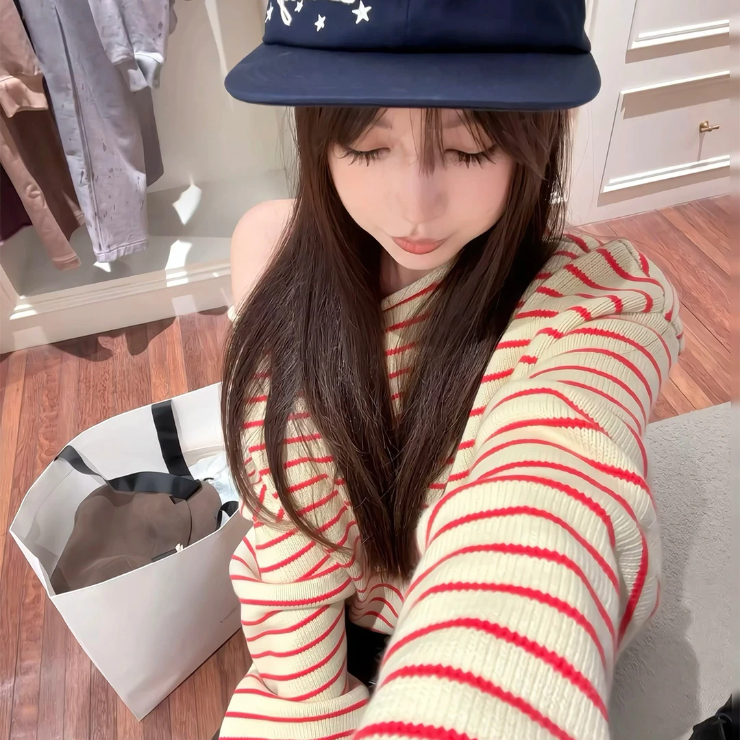 秋冬撞色条纹一字肩宽松针织衫休闲百搭温柔设计感韩版毛衣女