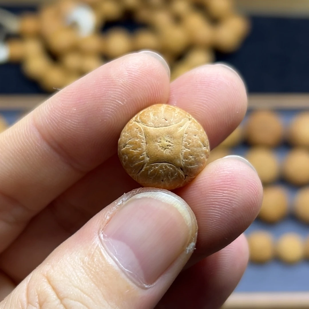 手串凤眼菩提17.4麒麟眼