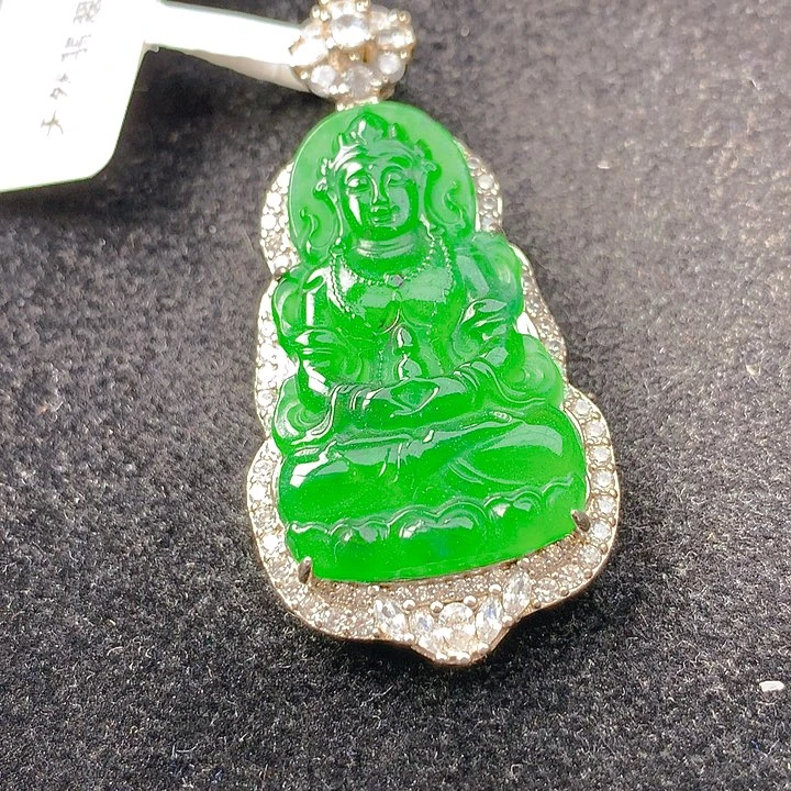 颈饰银S925镶嵌翡翠