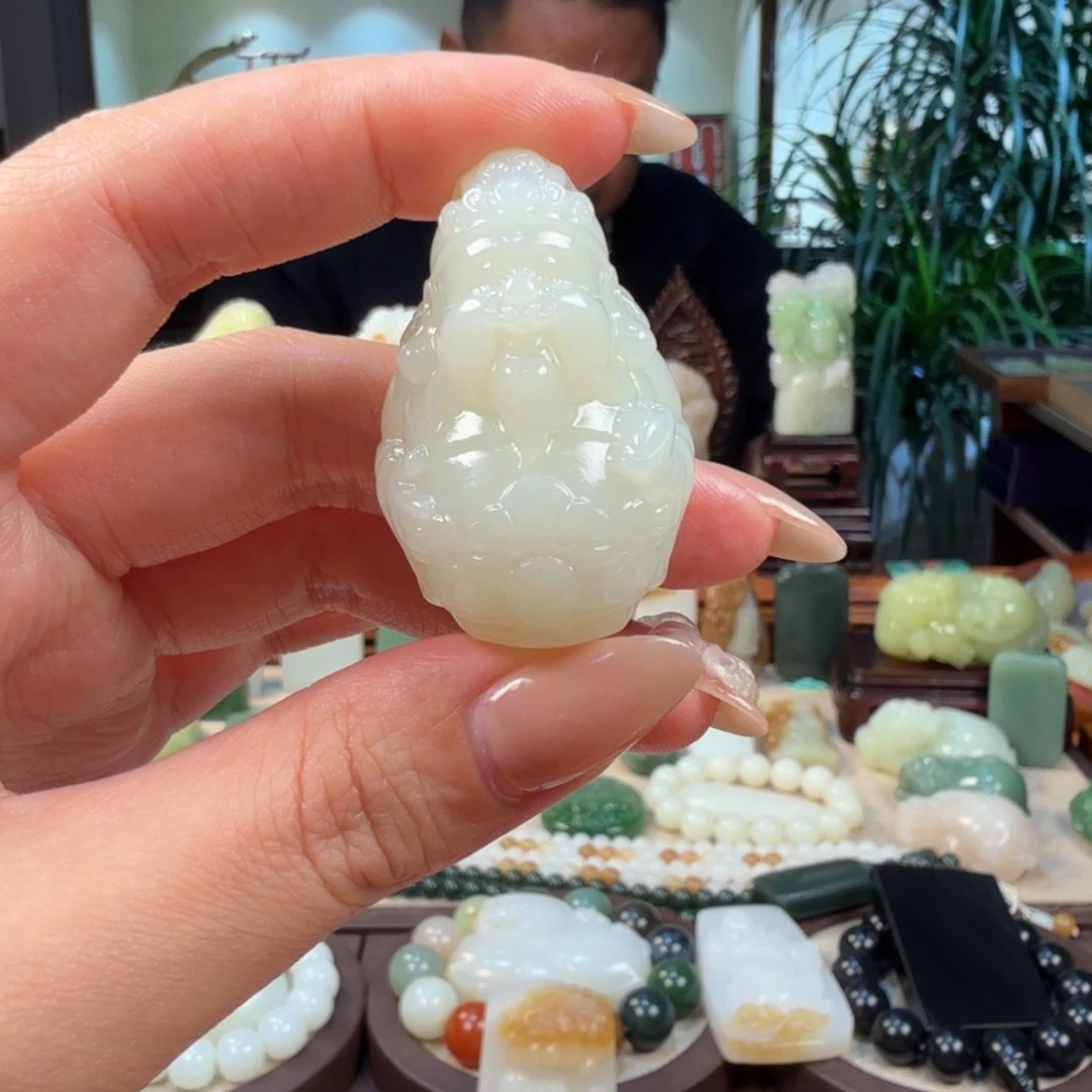 和田玉未镶嵌挂件石*鱼