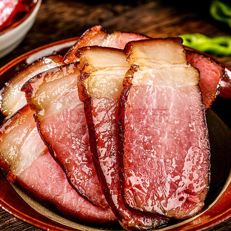 湖北腊肉现场称重农家湖北正宗烟熏五花腊肉咸香口味果木熏制