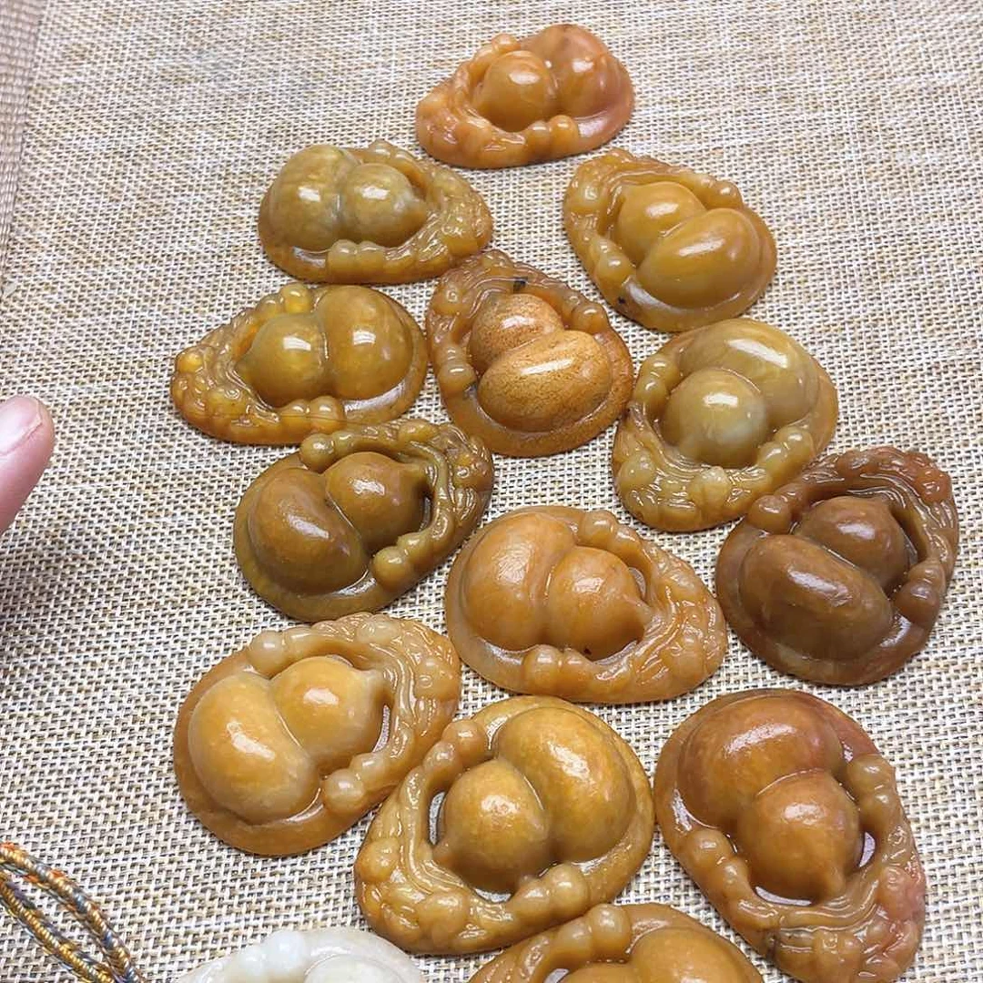 蛇纹石玉未镶嵌颈饰邹*郡多样性发货拍一发一