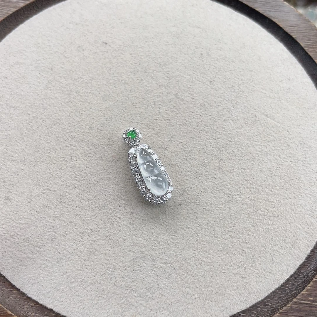 翡翠银S925镶嵌颈饰