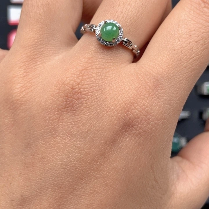 翡翠未镶嵌戒指戒指