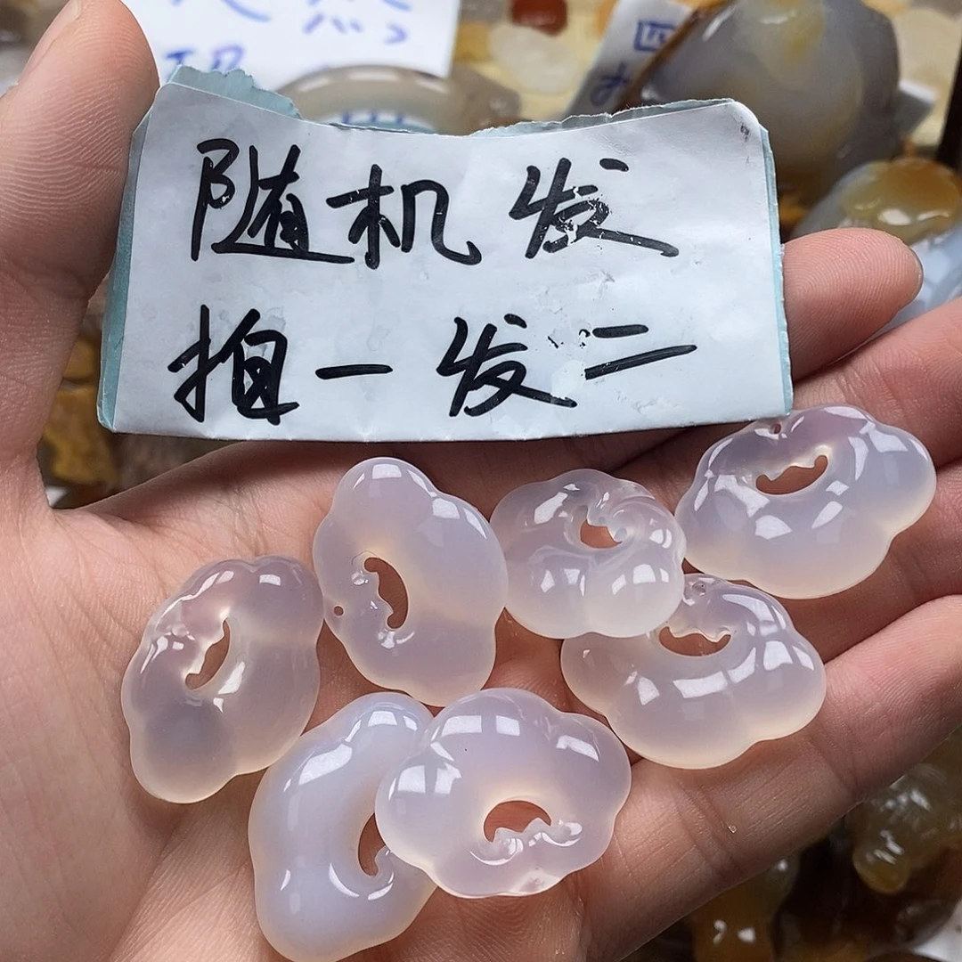 玛瑙/玉髓未镶嵌颈饰