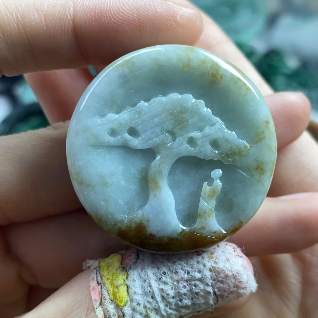 翡翠颈饰未镶嵌吊坠
