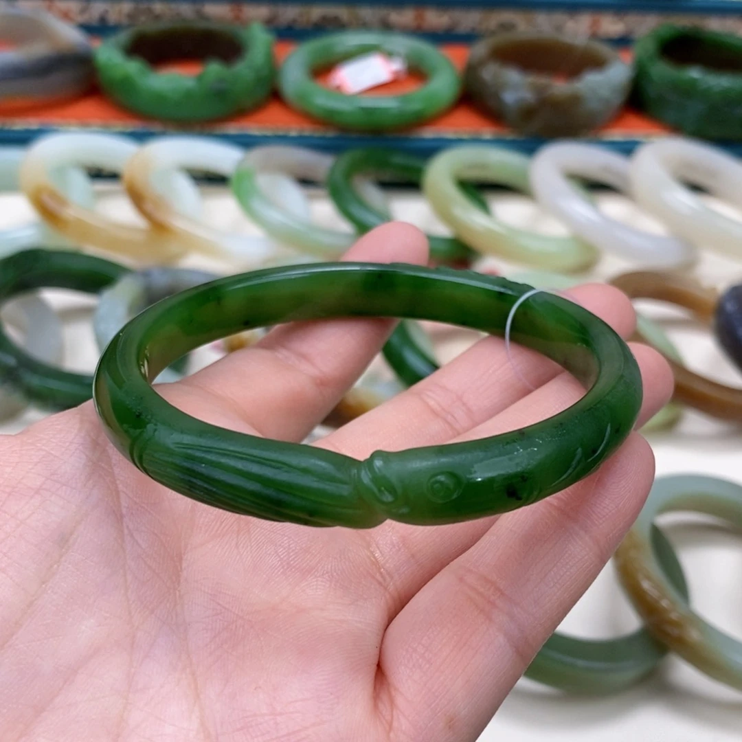 和田玉手镯65.3定制未镶嵌