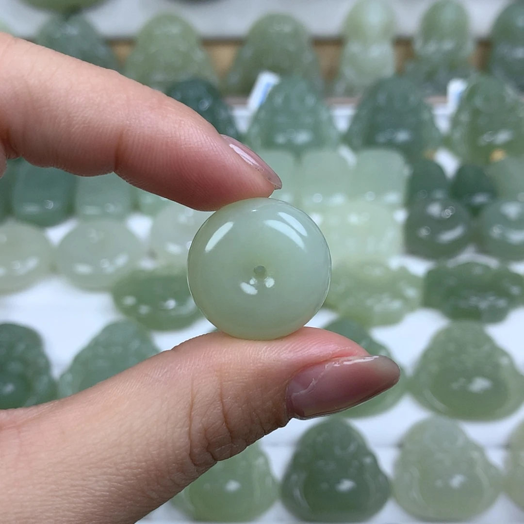 【闪购商品】颈饰未镶嵌和田玉