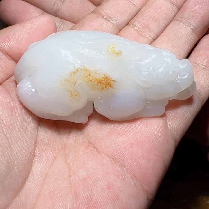 和田玉未镶嵌颈饰孙*者