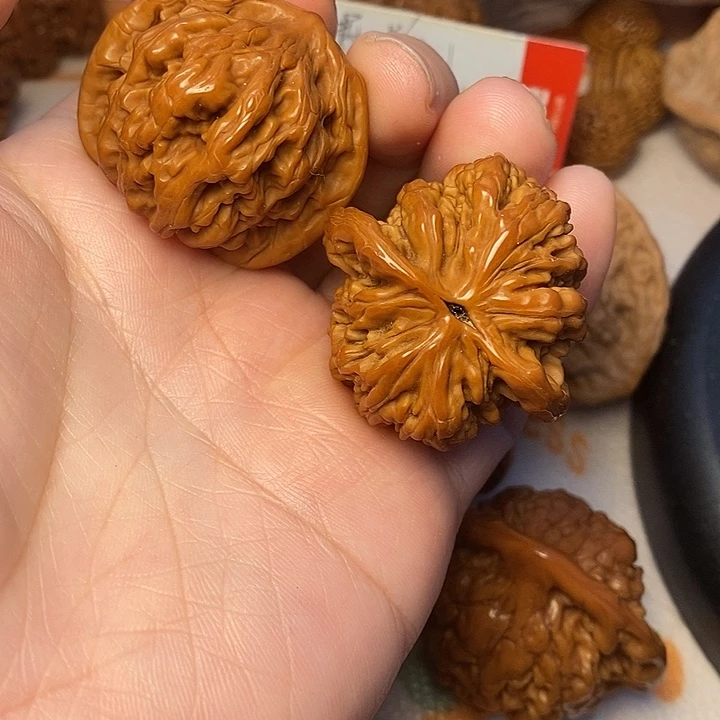 文玩核桃把件虎38