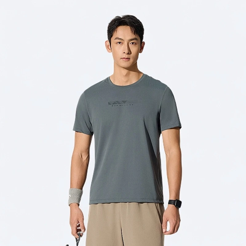 【安踏】男夏季速干跑步运动短袖透气吸湿舒适健身t恤152525111-JY