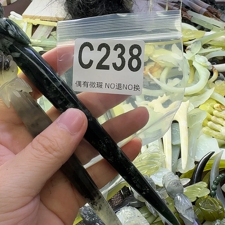 浅***然合金蛇纹石玉发饰
