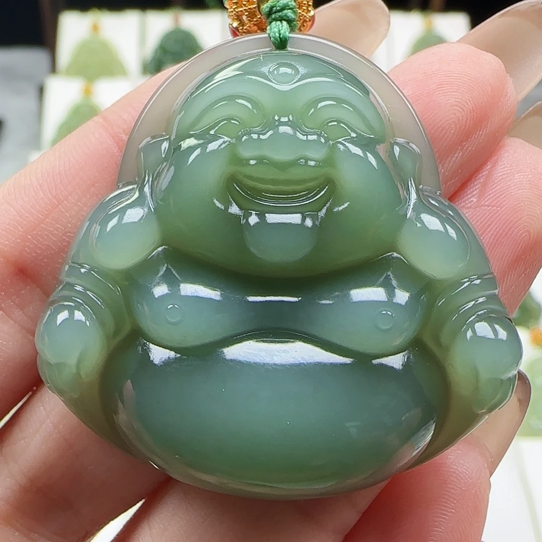 和田玉足金镶嵌颈饰