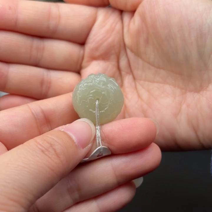 未镶嵌和田玉挂件