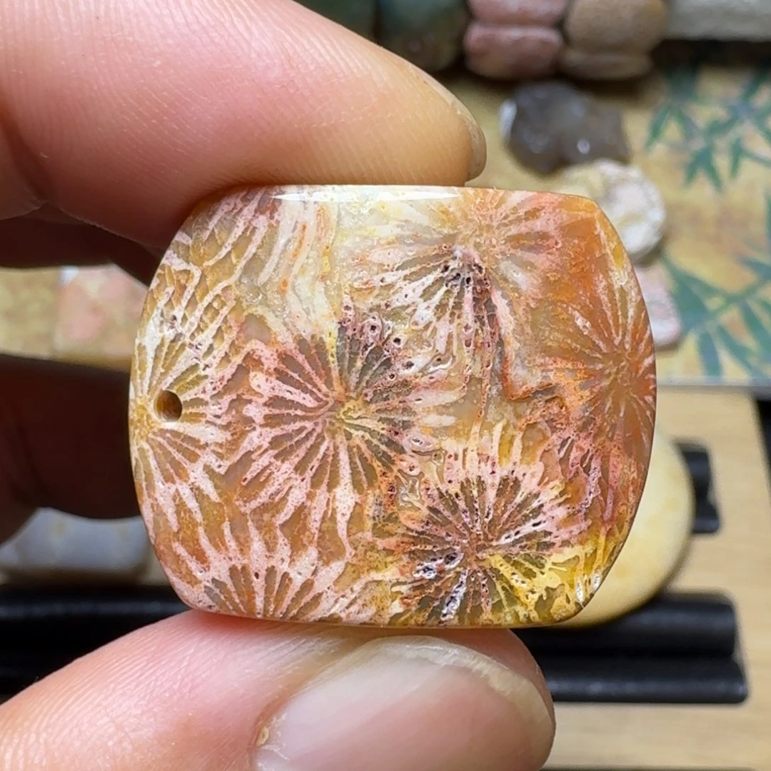 硅化玉纯天然色有机玉石保真色未镶嵌