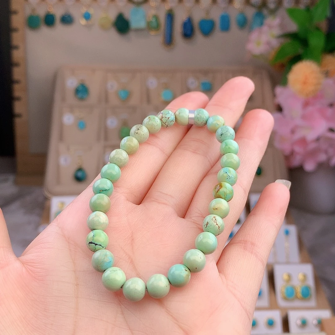 绿松石未镶嵌颈饰