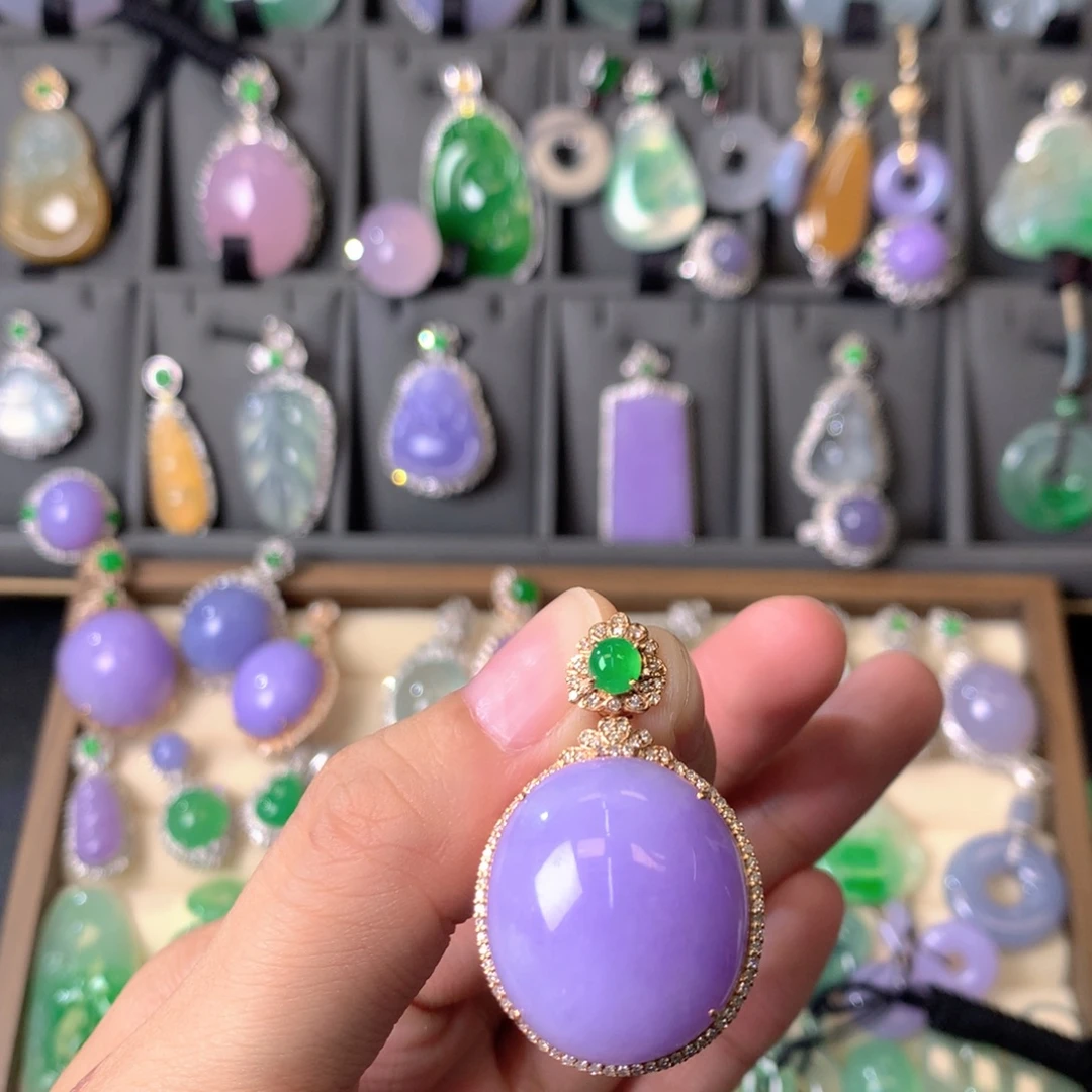 翡翠18K金镶嵌吊坠(不含链)