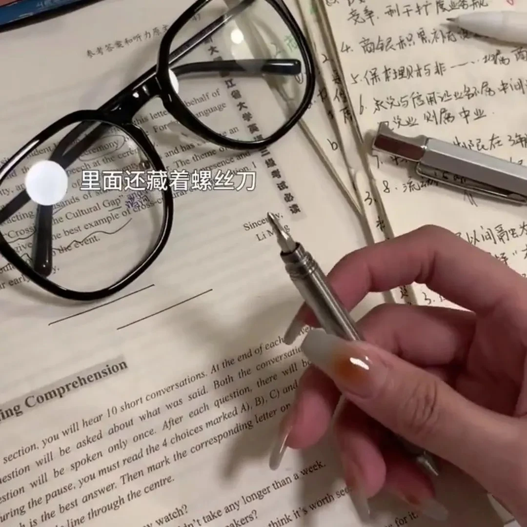 创意黑科技多功能黑笔塑料水平仪六合一手机架螺丝刀工具圆珠笔