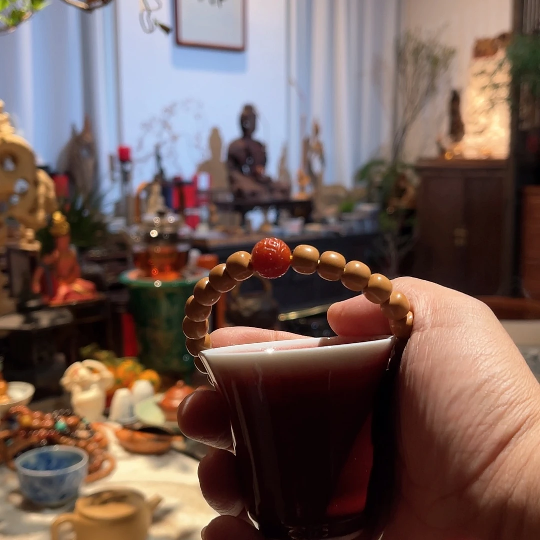 洪*郎红主人杯猴头手串