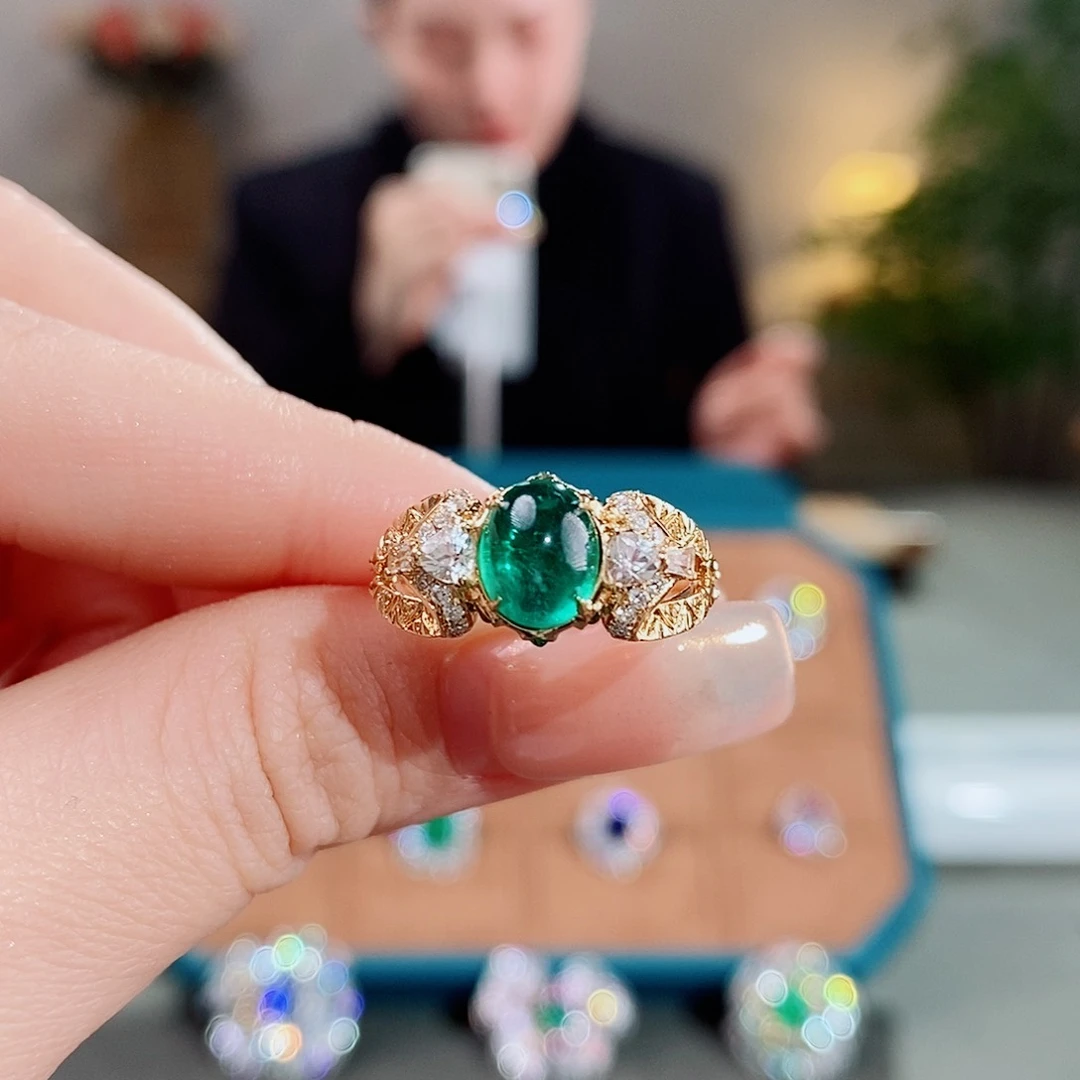 祖母绿戒指18K金镶嵌1.215ct