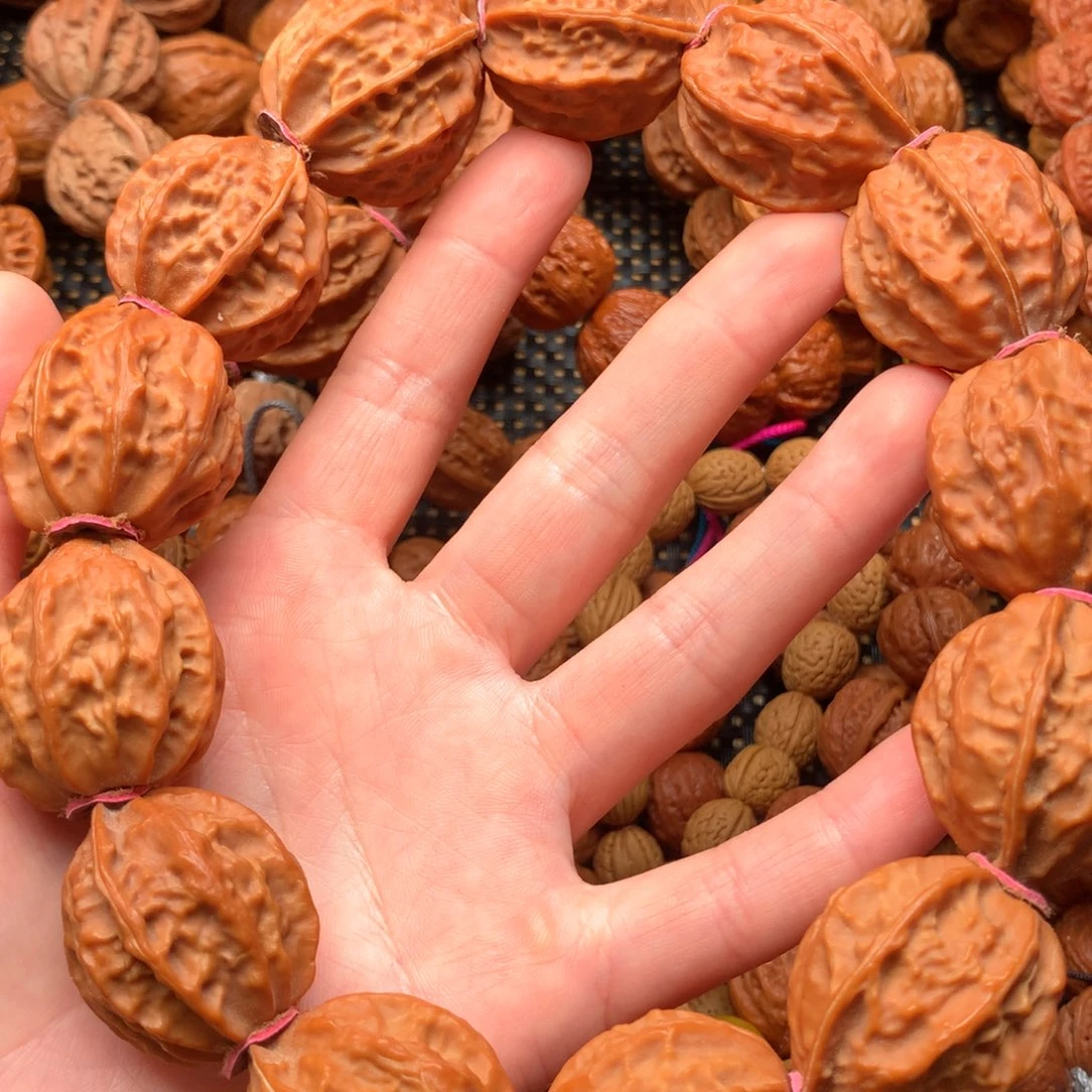 【闪购商品】文玩核桃吊坠柿*柳叶八棱核桃手持