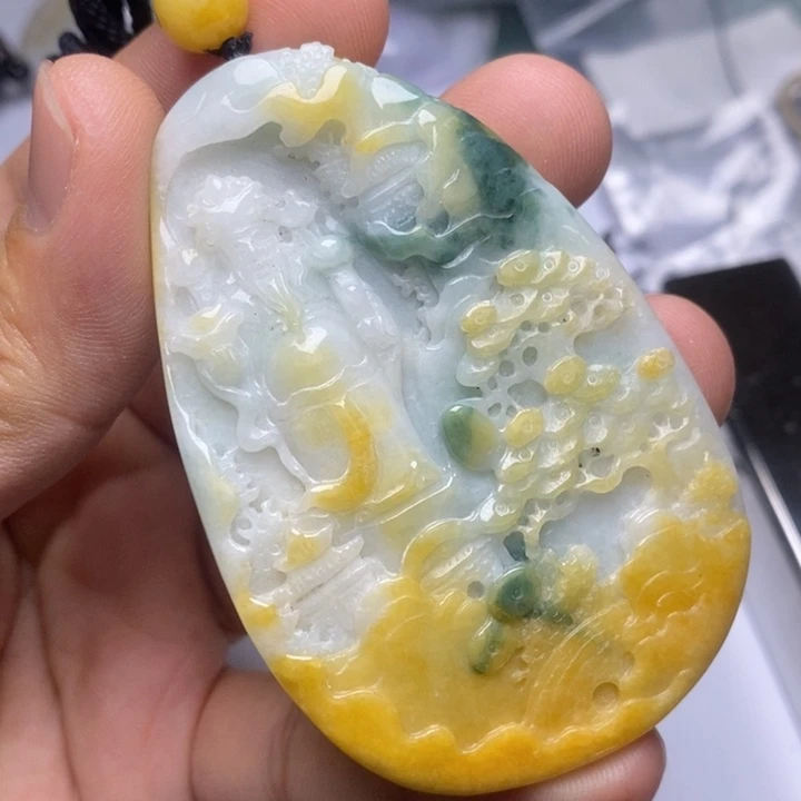 颈饰未镶嵌翡翠翡翠