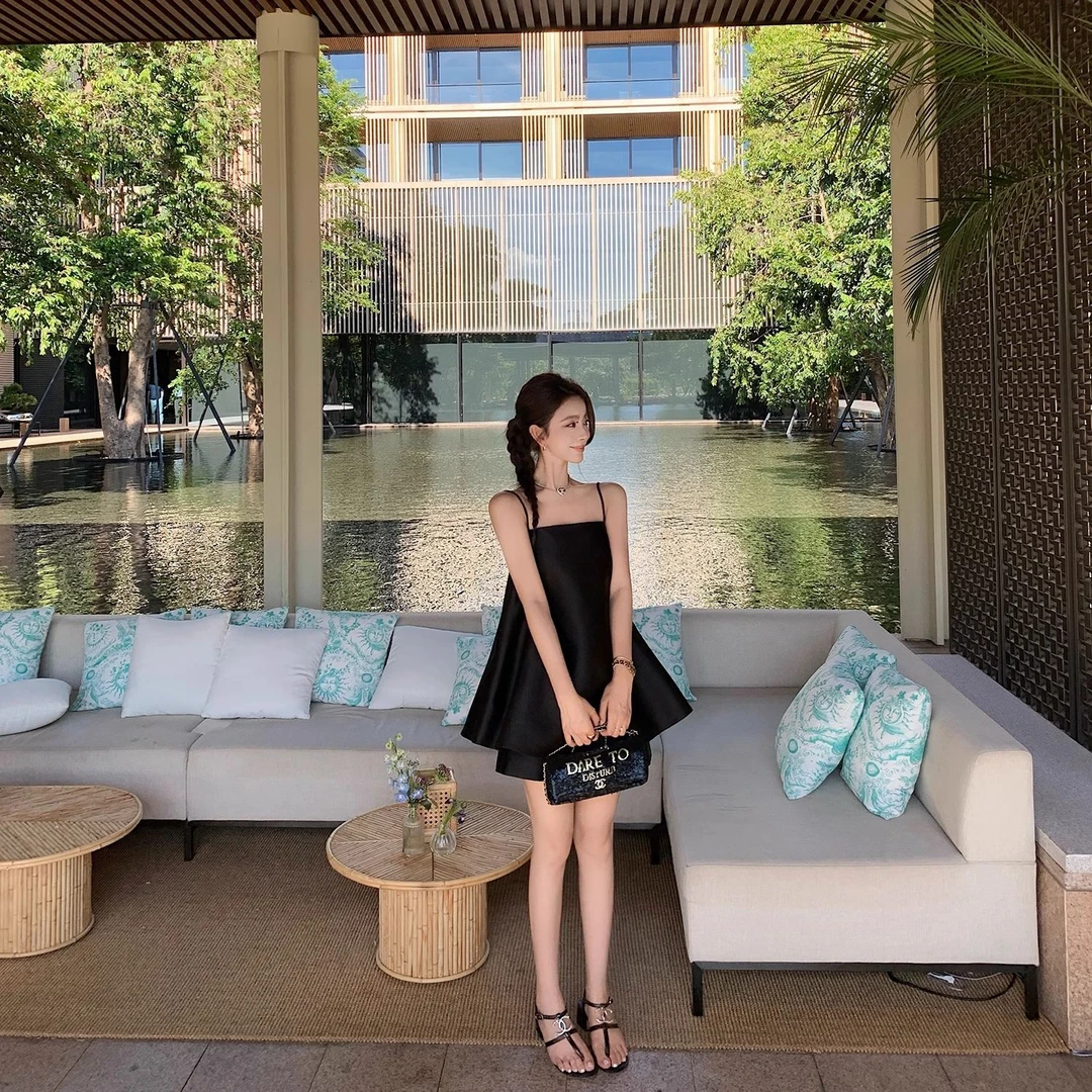 高级感时尚套装女法式宽松吊带背心上衣夏季休闲阔腿短裤两件套