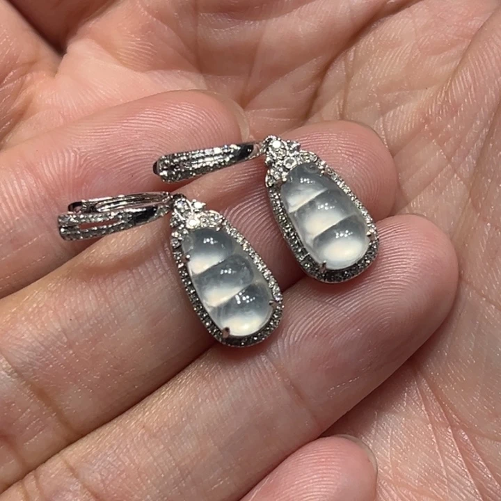 翡翠18K金镶嵌颈饰耳环