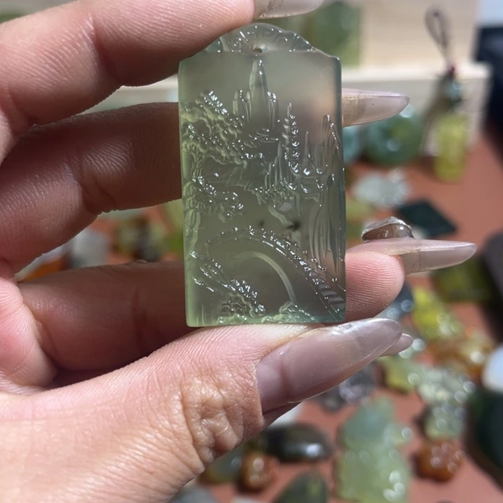 蛇纹石玉合金颈饰