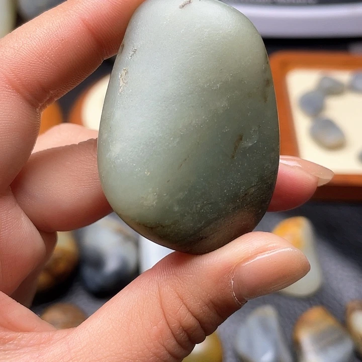 和田玉颈饰未镶嵌38