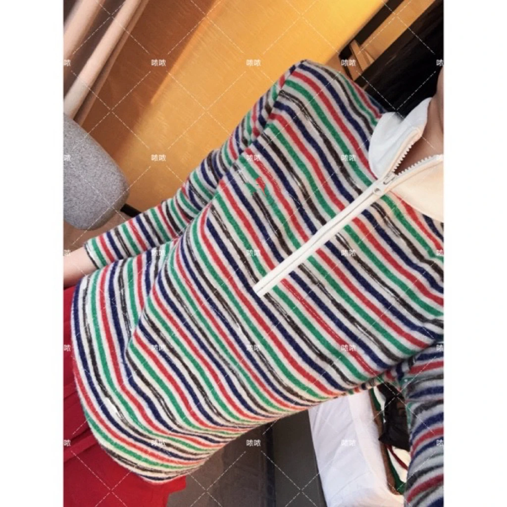 哝NONG-【森系彩虹】2025秋冬新款彩虹条纹拼接立领上衣01092603