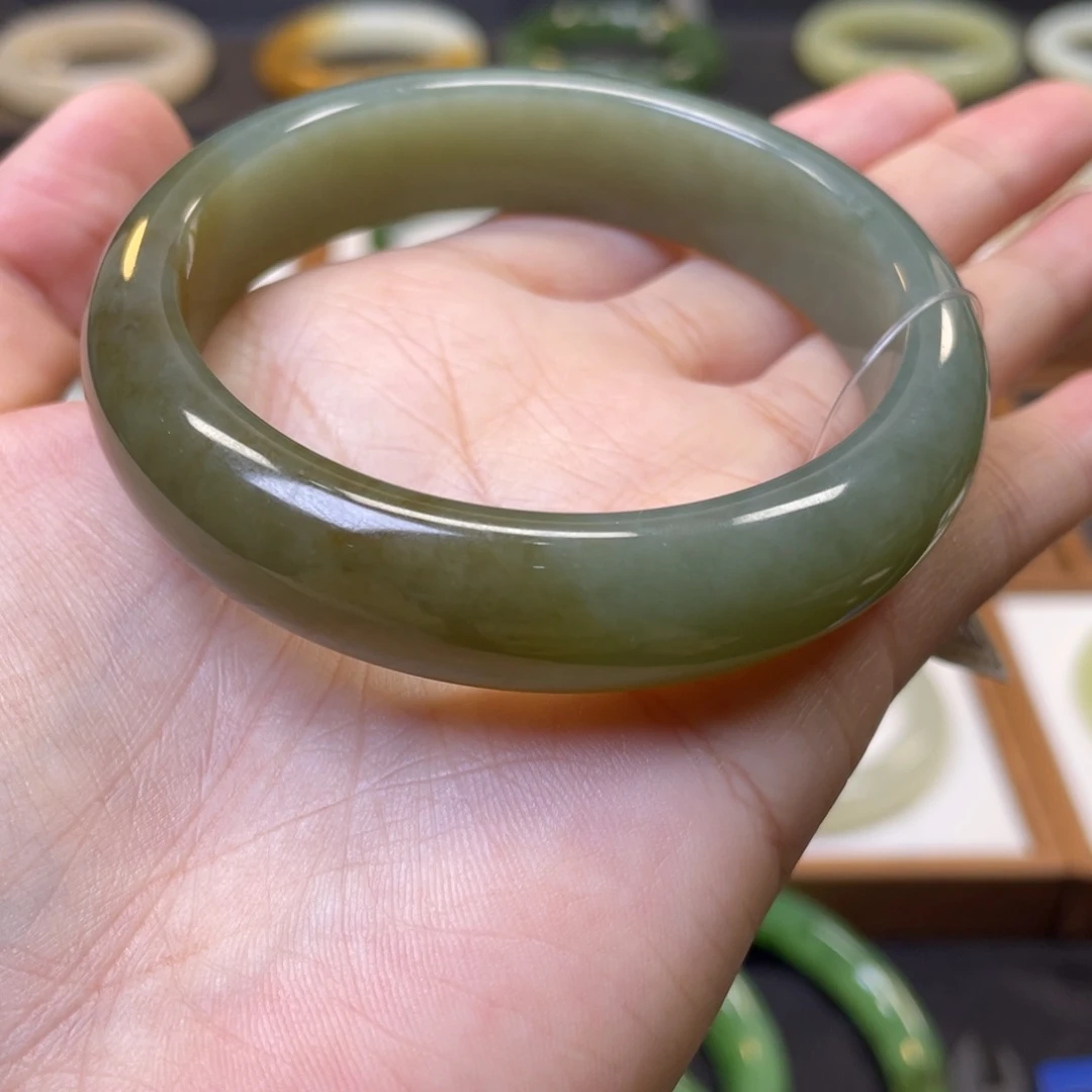 和田玉手镯55未镶嵌